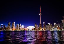 國泰超筍價.香港直航來回多倫多$4,486 (連稅$5,184)! 2018年1月31日前出發 – 國泰航空 (優惠至9月14日)