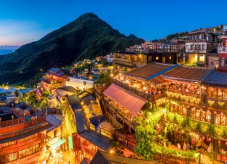 【暑假台北優惠】長榮航空.香港來回台北$880起!包30kg行李!8月23日前出發