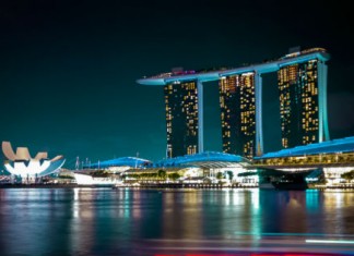 【筍遊獅城】香港來回新加坡$1,306起!可早去午返!8月至10月出發 – 新加坡航空 (優惠至8月6日)