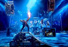 故事發生在未來嘅2088年，係一個關於人類面臨末日，拯救地球嘅故事。