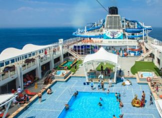 【半價搭郵輪】星夢郵輪.世界夢號:2晚航程每位$1,047起!皇宮套房都有折扣!2020年4月至12月出發 – 星夢郵輪 (優惠至2020年12月26日)