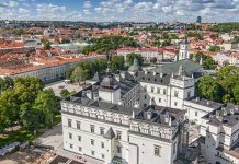 【歐遊平飛】去十字架山朝聖!香港來回立陶宛$2,498起!北歐 / 波羅的海各地都抵!3月至10月份出發 – 北歐航空 (優惠至1月13日)