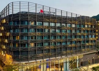 【獨家勁減42折】南區海岸醉人美饌.度假優惠!香港海洋公園萬豪酒店+早晚餐:雙人套票$1,417起 – Klook