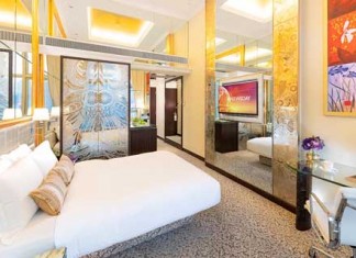 【窩心母親節優惠】富豪香港酒店:行政房 / 家庭房+轎車接送+中菜廳折扣+早餐+花束:$1,305起 – 香港富豪酒店