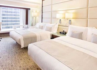 【富豪九龍酒店.寵愛爸媽住宿優惠】慶祝母親節 / 父親節!豪華客房 / 套房+半自助午餐+香檳$1,088起!6月21日前入住