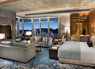 【五星級閃減】香港麗思卡爾頓酒店.68折優惠!住宿禮券、人氣自助餐、全球最高天台酒吧、米芝連星級酒店餐廳、酒店 SPA 等適用 – 香港麗思卡爾頓酒店 (優惠至6月21日)