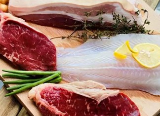 【直送靚食材】海陸空 / 牛魔皇美食福袋!安格斯頂級西冷扒+M5和牛粒+越南鯰魚皇+澳洲豬鞍扒+美國穀飼大雞鎚:每份$298起 – KKday (優惠至8月31日)