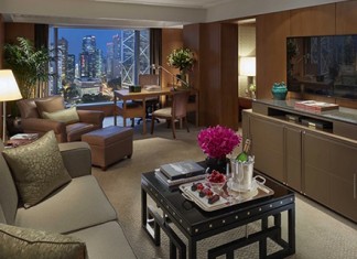 【極抵 Staycation】文華東方酒店.三折優惠!市景客房+早晚兩餐:每位$1,079起!套房都抵!9月15日前入住 – 香港文華東方酒店 (優惠至8月19日)