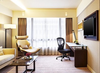 【五星級套房】抵歎宅度假!行政套房+早餐+每房$600餐飲額:每位$750起!歎米芝蓮餐廳、天台靚景酒吧!25小時超長住宿 – 香港喜來登酒店 (優惠至9月30日)