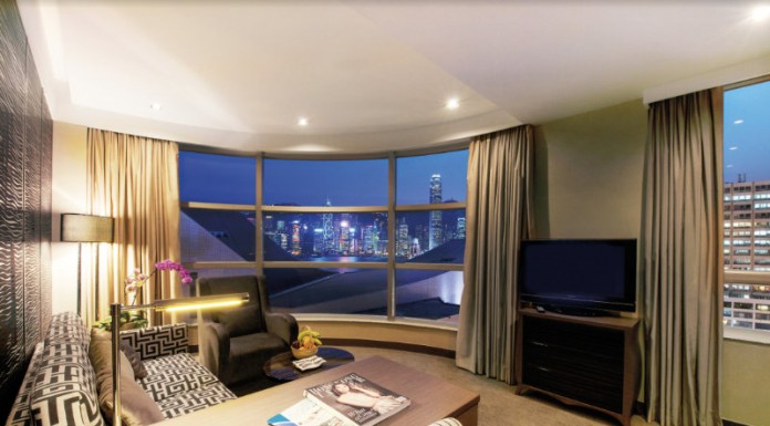 【YMCA 套房連早晚 Buffet 優惠】升級海景套房+自助晚餐+自助早餐$1,888起 (包服務費) 海景套房 - 客廳