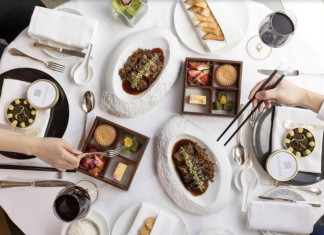 【文華東方.免費升級連2餐優惠】升級至皇后像廣場景觀客房+晚餐+早餐$2,970起 (包服務費)