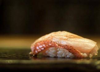 【港島海逸君綽.一泊4食歎 Omakase】全新 Staycation 組合!升級海景住宿+Omakase 餐+自助早餐+下午小點+雞尾酒+生日禮遇+護膚療程等 $1,780起