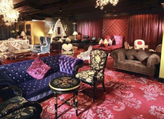 【帝樂文娜公館.偽歐洲之旅】雙重升級至尊尚客房+暢飲美酒果汁連美食+早餐+延遲退房+足球賽事直播$960起!雅緻房+早餐+$400 餐飲消費額$660起