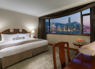 【馬哥孛羅香港酒店.海景房連兩餐兼歎足24小時】免費升級至豪華海景客房+海鮮烤雞晚餐+白酒+自助早餐+延遲退房$1,188起