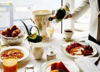 【半島.一泊4食】由朝食到晚!豪華客房+早餐+午餐+晚餐+外帶下午茶$3,718起 (包服務費)