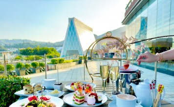 【愉景灣酒店.海景假期連早午晚三餐優惠】升級海景房+自助晚餐+自助早餐+午餐,每晚 $2,398起 (已包服務費)!