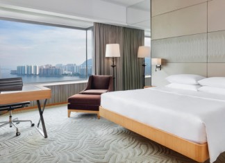 【沙田凱悅.人均六百歎千呎套房連自助餐】海景行政雙套房+自助早餐:2位成人+1小童$2,088起 (已包服務費)!另有3日2夜 plan 包嘉賓軒全天侯美食飲品$2,988起