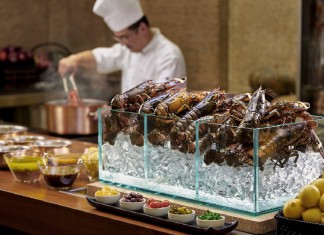 【尖沙咀凱悅.四大優惠】免費升級豪華房+自助晚餐+自助早餐+K11 購物禮券+滴露禮品包$2,044起 (包服務費)!另有套房連 Lounge 3餐、住宿連自助早餐方案