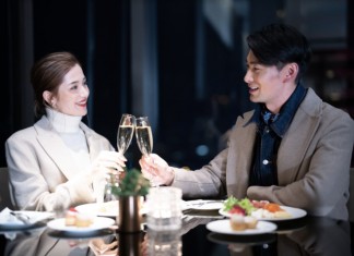 【君悅.低至4折】啱晒慶祝情人節!雙重升級豪華海景客房+$800消費額+自助早餐$2,880起 (已包服務費)!另有包勁多餐嘉賓軒禮遇連消費額