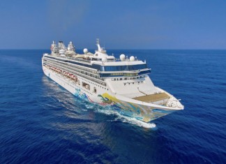 【暢玩遊輪!頭2位8折、第3至4位半價|免費升級至露台海景客房】名勝世界壹號遊輪假期!三亞3日2夜人均$1,380起!冲繩及宮古島$3,960起!包住宿、任飲任食、娛樂設施!