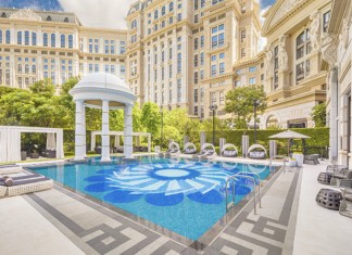 【澳門套票56折】澳門卡爾拉格斐酒店升級豪華房+早餐+港澳快線巴士車票$1,860起|《福布斯旅遊指南》5星嘉許、「老佛爺」Karl Lagerfeld 設計