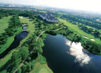 【57折歎深圳觀瀾湖!親子假期 / 情侶度假必玩】升級至行政客房+自助早餐+晚餐+雙人卡丁車體驗+卡魯冰雪世界