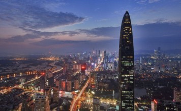 【深圳小旅行!82折歎超豪5星瑞吉】深圳瑞吉酒店 staycation 優惠!豪華悠景客房+自助早餐 或 意式午餐+深圳觀光車票+銥瑞水療中心 CNY300 代金券+免費泊車:每位$619起!最多2大1小入住